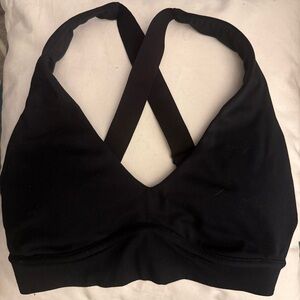 Fabletics adjuatable sports bra size small. Internal tag has been removed.